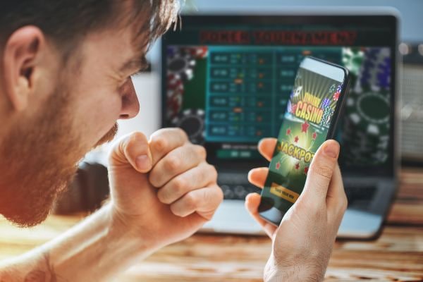 Live casino table games with real dealers at 55bm